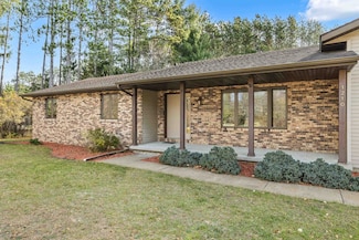 1210 Spruce Dr, Plover, WI 54467