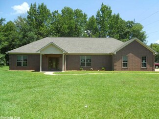 3307 S Georgia St, Pine Bluff, AR 71601