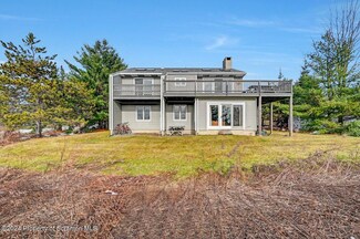 324 Meadow Dr, Union Dale, PA 18470