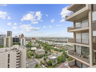 2221 SW 1st Ave Unit 2421, Portland, OR 97201
