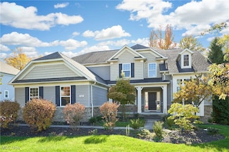 7425 Mystic Ridge Rd, Chagrin Falls, OH 44023