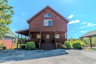 665 Stockton Dr, Sevierville, TN 37876
