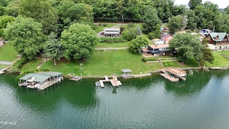 411 Gammon Rd, Kingsport, TN 37663