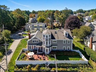 2 River St, Newburyport, MA 01950