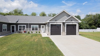 3184 S Bartells Dr, Beloit, WI 53511