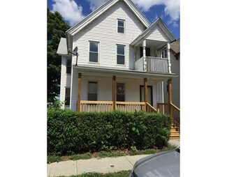 38 Grant St, Springfield, MA 01109