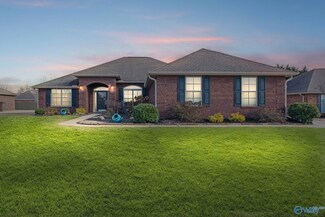 502 Summer Cove Cir NW, Madison, AL 35757