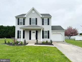 200 S Ember Dr, Felton, DE 19943
