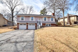 10601 W 92nd Place, Overland Park, KS 66214