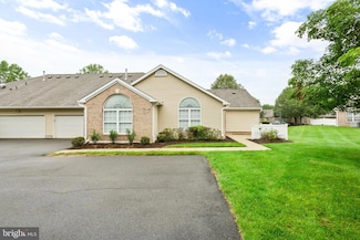 34 Point Ct, Lawrence Township, NJ 08648