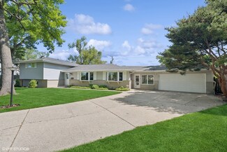 3530 Carol Ln, Northbrook, IL 60062