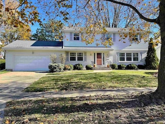 2608 Beechwood Ct, Appleton, WI 54911