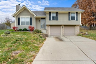 626 SE Fox Run Ct, Blue Springs, MO 64014