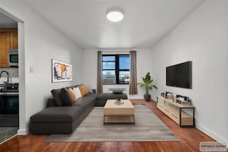 150-29 72nd Rd Unit 4H, Flushing, NY 11367