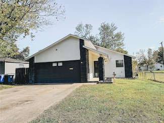 4809 S Waco Ave, Tulsa, OK 74107