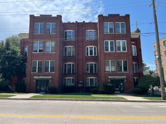 423 E Chicago St Unit B, Elgin, IL 60120