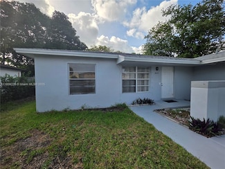 18655 SW 100th Ave, Cutler Bay, FL 33157