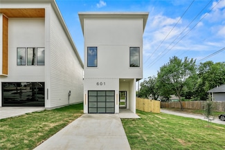 601 S Moore St, Dallas, TX 75203
