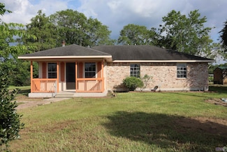 77245 Iberville Dr, Maringouin, LA 70757