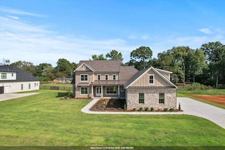 20805 Jeremiah Ln, Athens, AL 35611