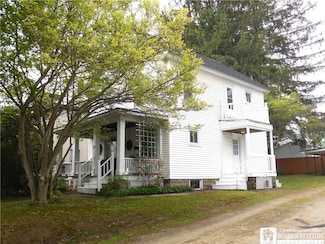 123 N Dow St, Falconer, NY 14733