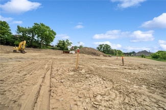 2213 Watchfield Dr, South Park Township, PA 15129