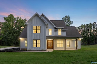 2737 Jeff Rd NW, Harvest, AL 35749