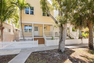 4 Kingfisher Ln, Key West, FL 33040