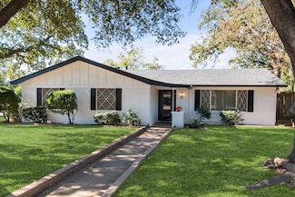 1812 Hilltop Ln, Pantego, TX 76013