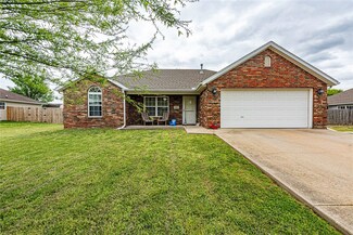 1347 Middlefork Rd, Elkins, AR 72727