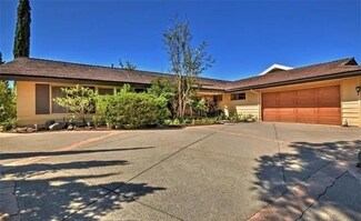 614 Starlight Crest Dr, La Canada Flintridge, CA 91011