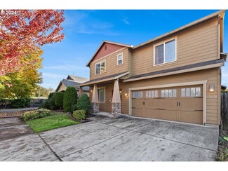 17630 NE Clackamas Terrace, Portland, OR 97230