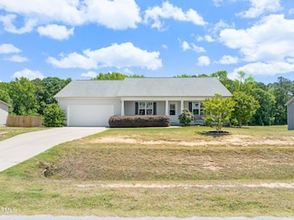 357 Sherrill Farm Dr, Benson, NC 27504
