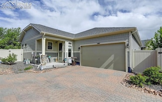 6484 Golden Briar Ln, Colorado Springs, CO 80927