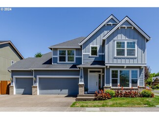 839 Throne Dr, Eugene, OR 97402