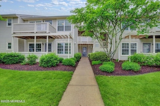 82 Briarwood Ct, Howell, NJ 07731