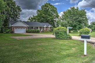 630 Sunset Dr, Ider, AL 35981