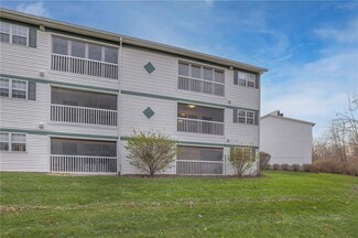 2297 NE 68th St, Kansas City, MO 64118