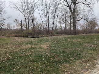 7960 Sand Beach Rd, Carroll Township, OH 43449