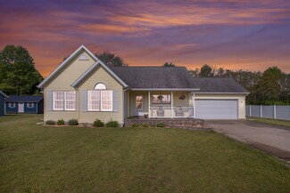 2986 Maplewood St, Benton Harbor, MI 49022