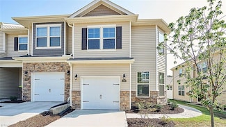 1264 Evelynnview Ln, Kernersville, NC 27284