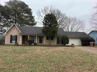 5060 Hickory Bark Dr, Memphis, TN 38141