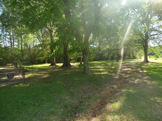 X Rabbit Lane Summit Holmesville, McComb, MS 39648