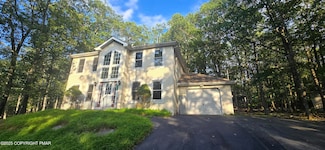 412 Lakeside Dr, East Stroudsburg, PA 18301