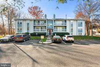 43 Kenwood Dr, Sicklerville, NJ 08081