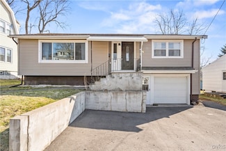 141 Aberdeen Terrace, Syracuse, NY 13206
