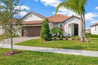 17217 Sparrow Case St, Wimauma, FL 33598