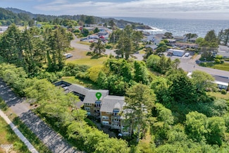 425 SE Shell Ave, Depoe Bay, OR 97341