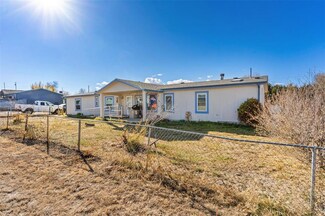 1621 Carltonia St, Pueblo, CO 81006