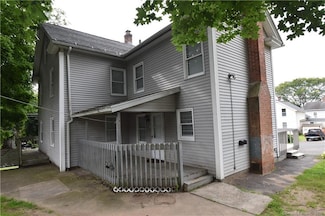 53 Mountain St, Ellington, CT 06029